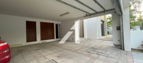 5 chambres Villa à Dubai, UAE No. 42854 3