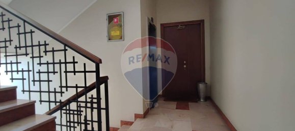 4 rooms Apartment in Bergamo, Italy No. 97550 3