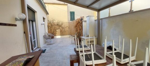 5غرفة شقة في Arezzo, Italy رقم 232774 4