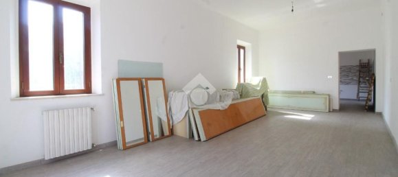 Casa de 5 divisões em Colli del Tronto, Italy N.º 269491 2