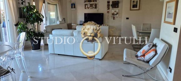 3 chambres Appartement à Bari, Italy No. 316195 2