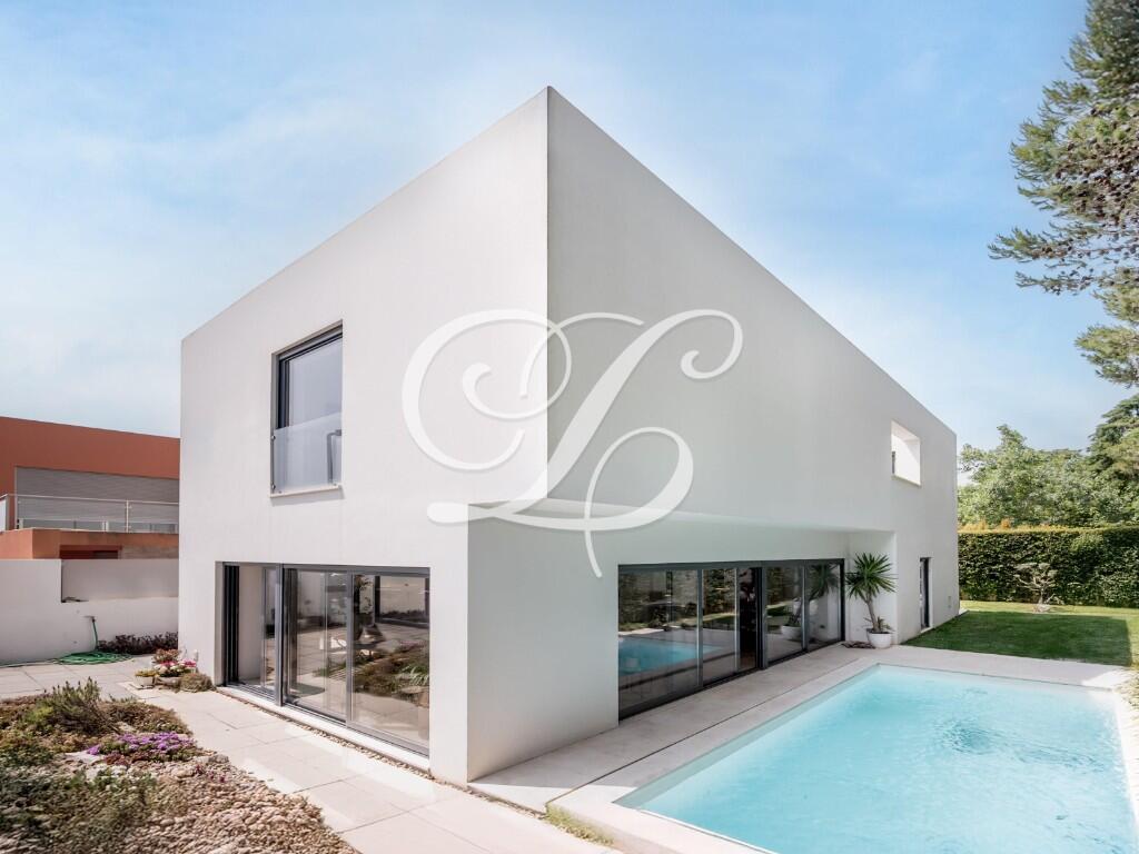 4 bedrooms Villa in Cascais, Portugal No. 281498