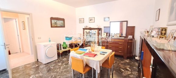 3غرفة منزل في Adelfia, Italy رقم 361469 16