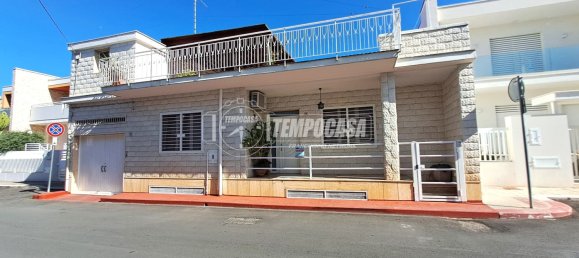 3غرفة منزل في Adelfia, Italy رقم 361469 18