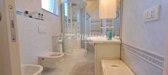 3غرفة منزل في Adelfia, Italy رقم 361469 32