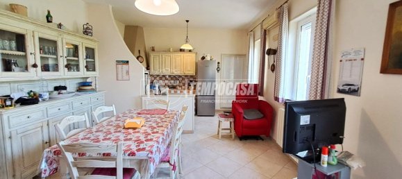 3غرفة منزل في Adelfia, Italy رقم 361469 5