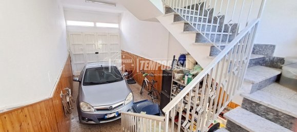 3غرفة منزل في Adelfia, Italy رقم 361469 13