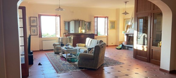 10 chambres Villa à Monte Porzio Catone, Italy No. 77364 17