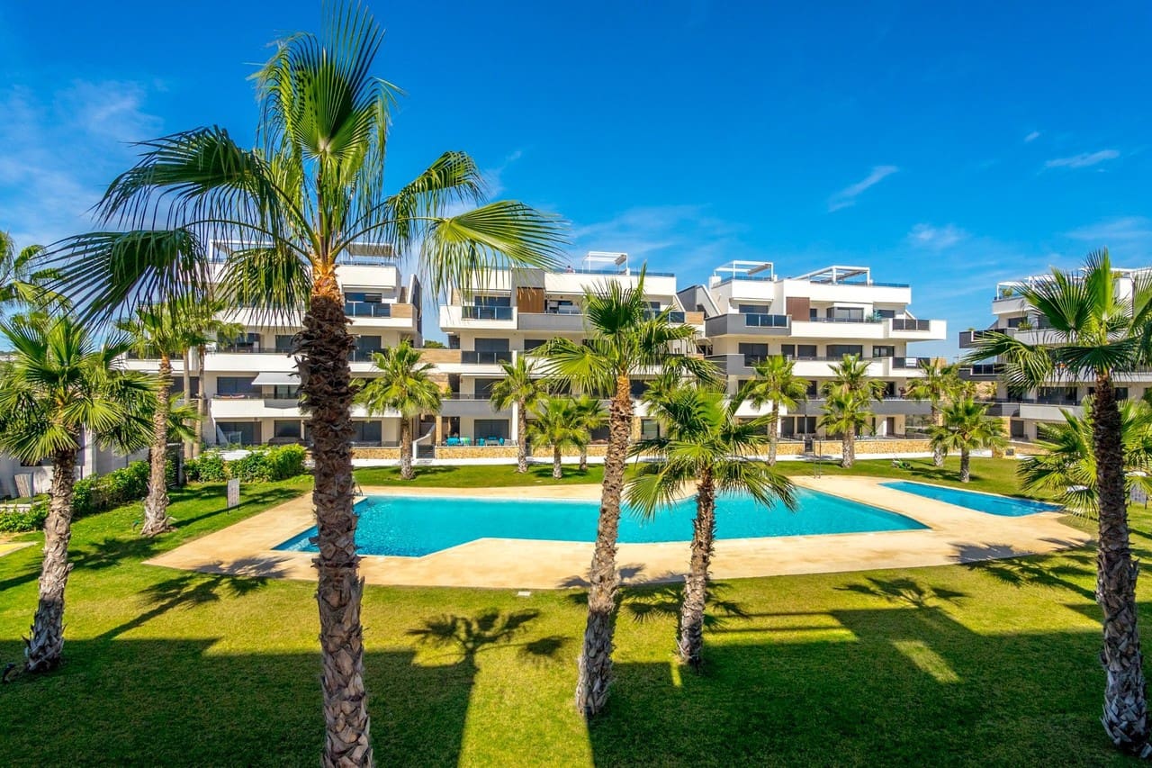 Apartamento T2 em Dehesa De Campoamor, Spain N.º 188016