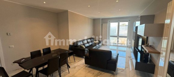 Apartamento de 3 dormitorios en Bovisio Masciago, Italy No. 332237 3