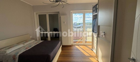 Apartamento de 3 dormitorios en Bovisio Masciago, Italy No. 332237 12