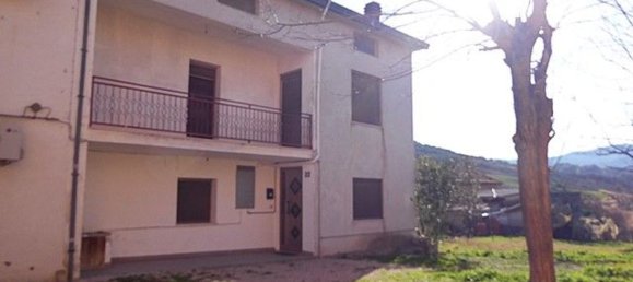 Casa de 3 habitaciónes en Atessa, Italy No. 274111 2