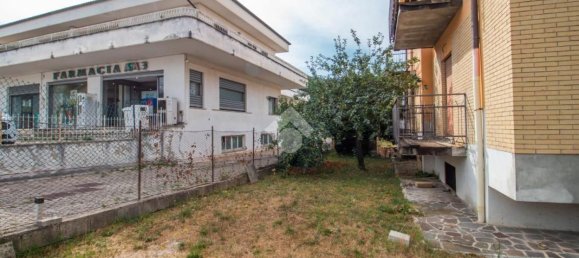 3-salle Appartement à Cittaducale, Italy No. 282452 3