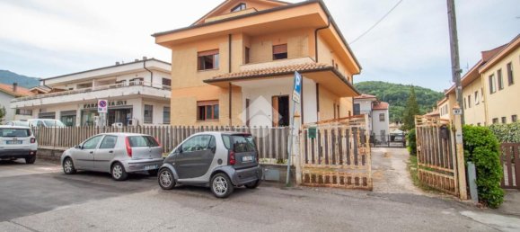 3-salle Appartement à Cittaducale, Italy No. 282452 14