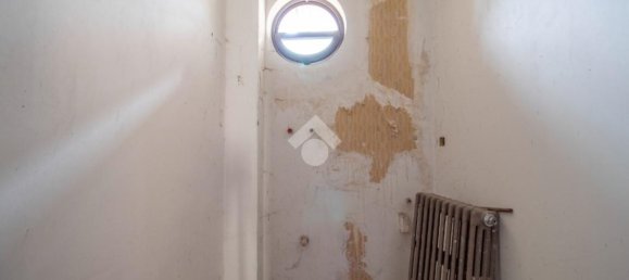 3-salle Appartement à Cittaducale, Italy No. 282452 7