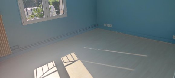 3 bedrooms House in Dourdan, France No. 173696 10