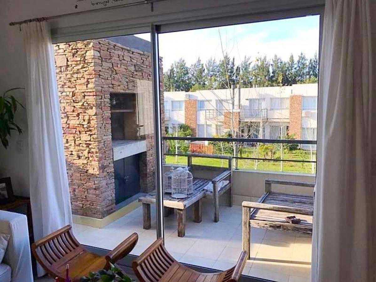 2 bedrooms House in Tigre, Argentina No. 59140