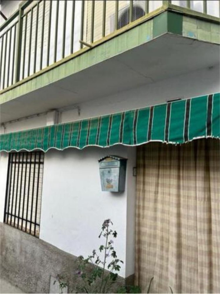 Casa de 3 dormitorios en Cáceres, Spain No. 189380