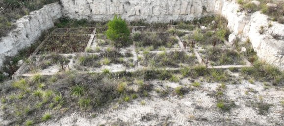 20000m² Land in Giarratana, Italy No. 172149 23