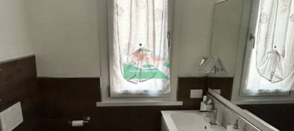 3 bedrooms Penthouse in Ravenna, Italy No. 93818 17