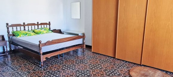 5 rooms Apartment in Chiavari, Italy No. 12325 8