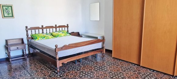 5 rooms Apartment in Chiavari, Italy No. 12325 7