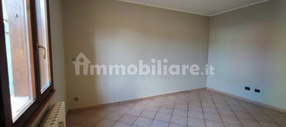 2 bedrooms Duplex in Dosolo, Italy No. 71281 4