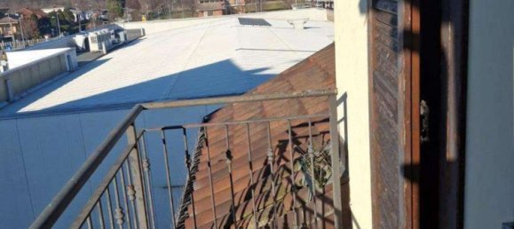 4 rooms House in Volpiano, Italy No. 275545 16