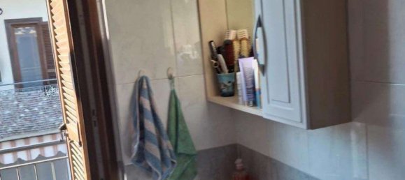 4 rooms House in Volpiano, Italy No. 275545 10