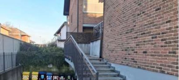 4 rooms House in Volpiano, Italy No. 275545 32