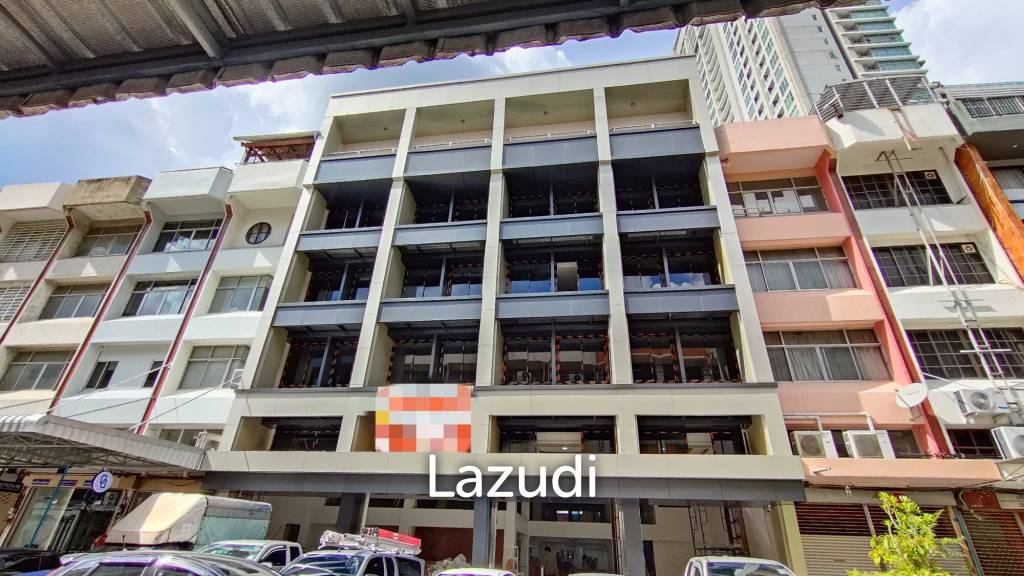 1800m² Commercial property in Bangkok, Thailand No. 23579