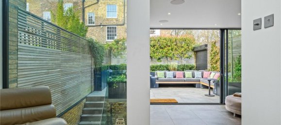 5 غرف نوم عقار تجاري في London, United Kingdom رقم 5396 22