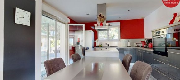 5 bedrooms House in Doubs, France No. 305957 8