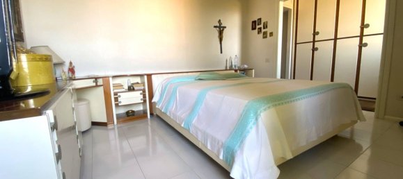 Вилла с 6 комнатами в Куарту Сант'Элена, Италия № 92043 28