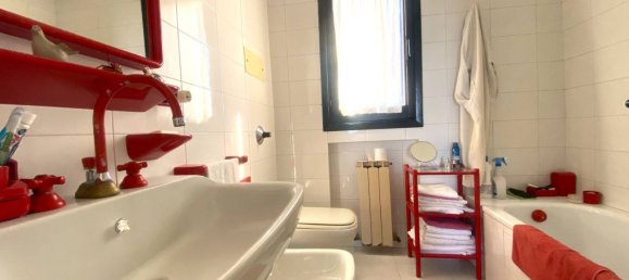 Вилла с 6 комнатами в Куарту Сант'Элена, Италия № 92043 22