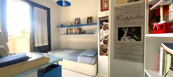 Вилла с 6 комнатами в Куарту Сант'Элена, Италия № 92043 23