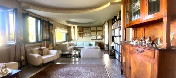 Вилла с 6 комнатами в Куарту Сант'Элена, Италия № 92043 15