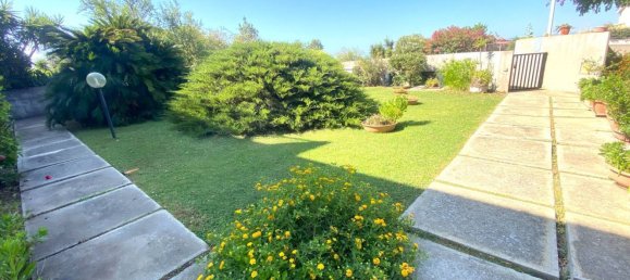 Вилла с 6 комнатами в Куарту Сант'Элена, Италия № 92043 4