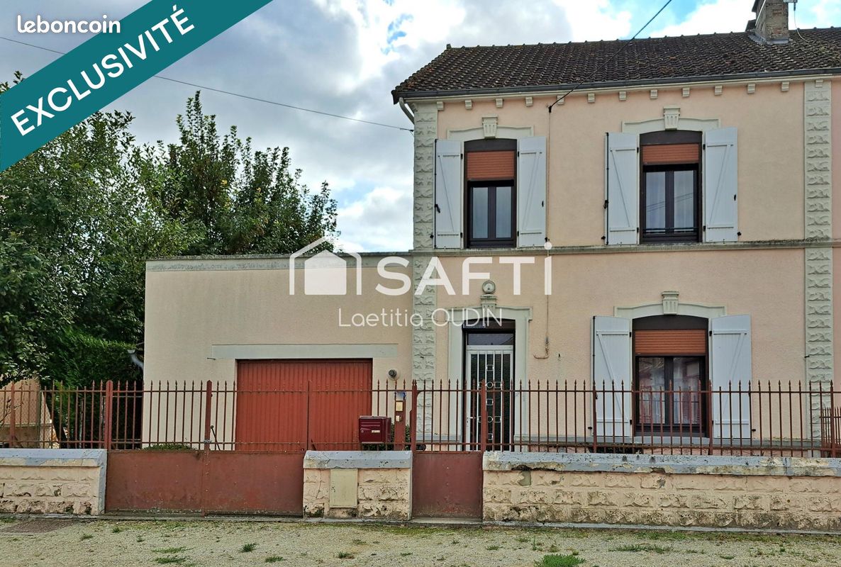 Casa T2 em Marigny-le-Chatel, France N.º 239049