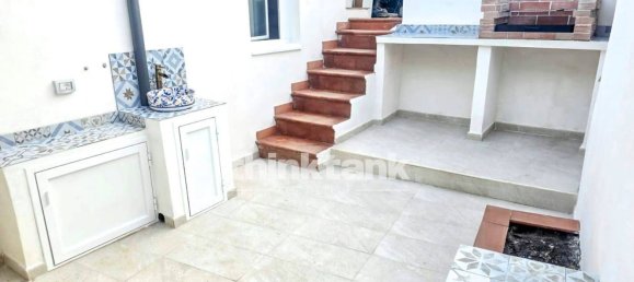 Casa de 4 dormitorios en Riposto, Italy No. 334340 4