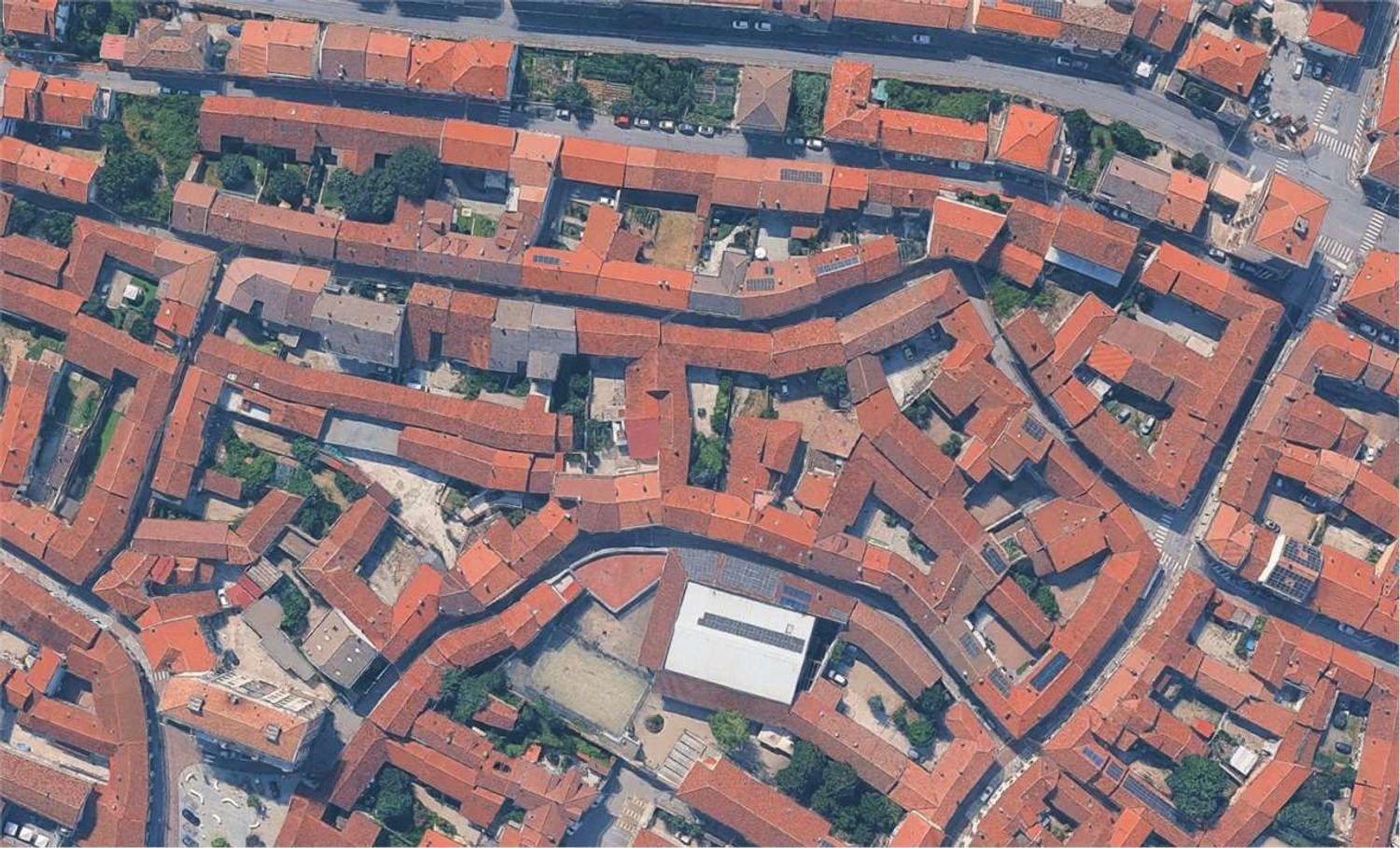 5 rooms Apartment in Volpiano, Italy No. 289945