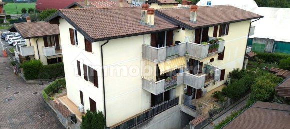 2 bedrooms Apartment in Telgate, Italy No. 259399 3