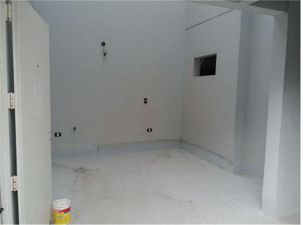 Studio in Buenos Aires, Argentina No. 84280