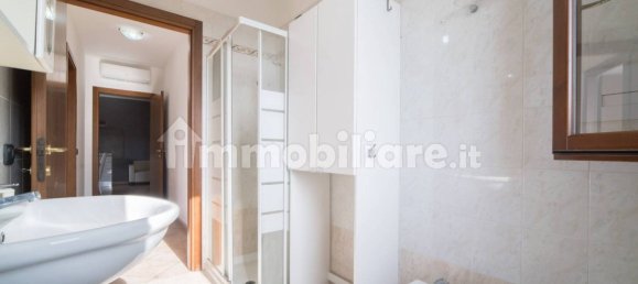 2 bedrooms Apartment in Mantua, Italy No. 359613 13