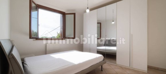 2 bedrooms Apartment in Mantua, Italy No. 359613 9