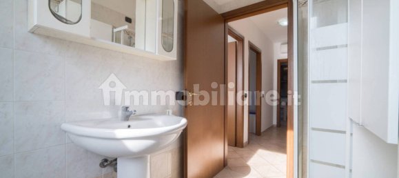 2 bedrooms Apartment in Mantua, Italy No. 359613 14