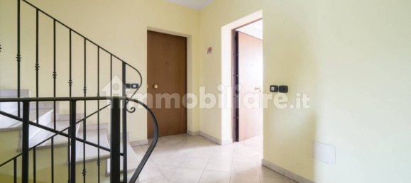 2 bedrooms Apartment in Mantua, Italy No. 359613 24