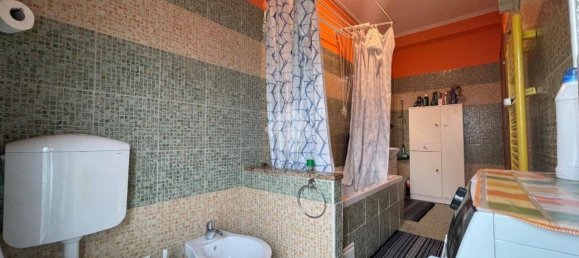 3 Schlafzimmer Wohnung in Turin, Italy, Nr. 158555 16