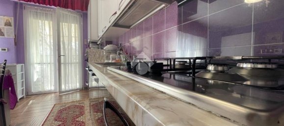 3 Schlafzimmer Wohnung in Turin, Italy, Nr. 158555 3