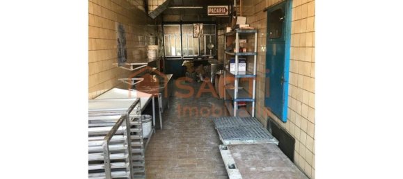 500m² Commercial property in Canelas, Portugal No. 47814 6